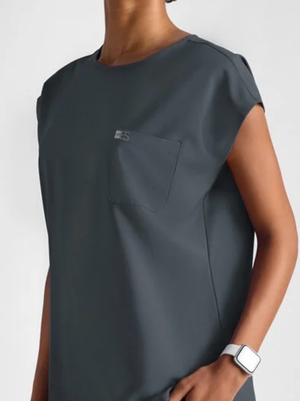 Easy STRETCH Woman’s Scrub Set (L) - Picture 2 of 3